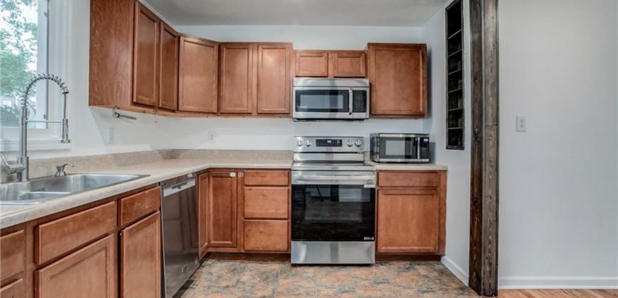 Homes for Sale in Gladstone, MO 64118 | 1100 NE 67TH Terrace