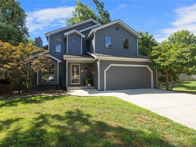 Homes for Sale in Kansas City, MO 64155 | 1105 NE 85th Court