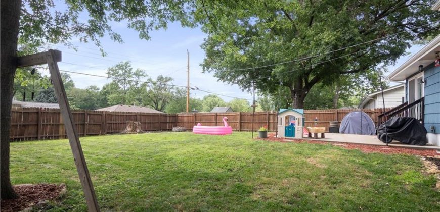 Homes for Sale in Liberty, MO 64068 | 414  Monterey Avenue