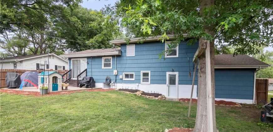 Homes for Sale in Liberty, MO 64068 | 414  Monterey Avenue