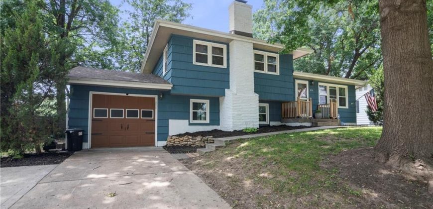 Homes for Sale in Liberty, MO 64068 | 414  Monterey Avenue