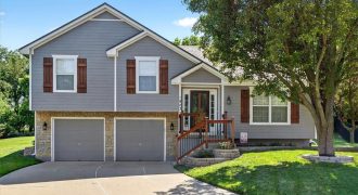 Homes for Sale in Kansas City, MO 64151 | 1923 NW 79th Street