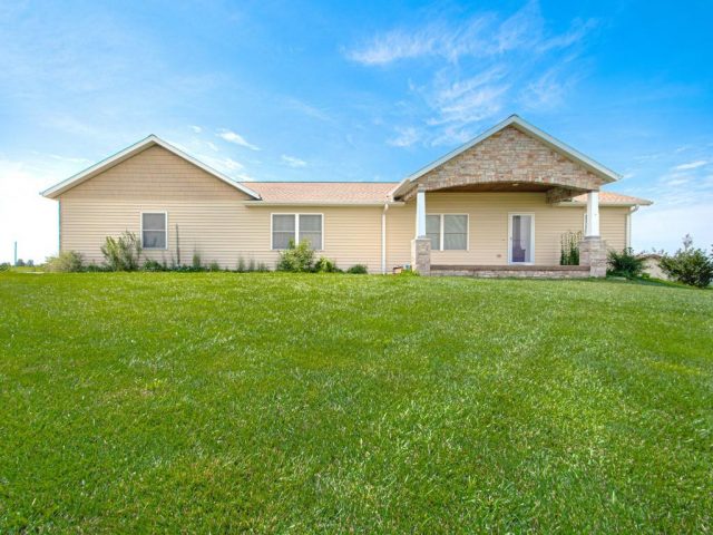 Homes for Sale in Kearney, MO 64060 | 23813  172nd Street