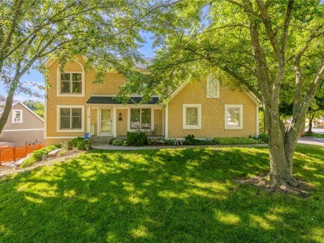 Homes for Sale in Kansas City, MO 64155 | 1307 NE 87th Terrace