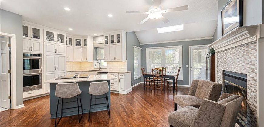 Homes for Sale in Parkville, MO 64152 | 6735 NW Monticello Terrace
