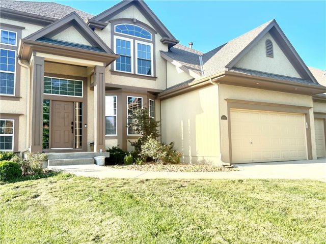 Homes for Sale in Kansas City, MO 64155 | 1910 NE 104th Terrace
