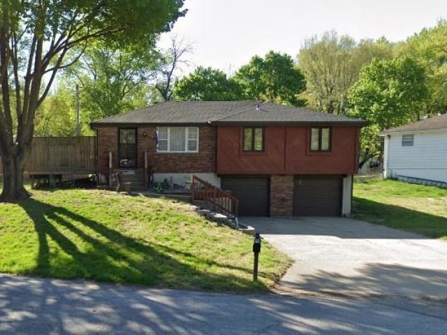 Homes for Sale in Kansas City, MO 64118 | 6955 N Liberty Street