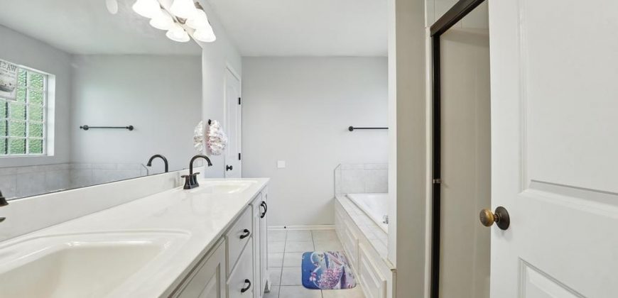 Homes for Sale in Kansas City, MO 64157 | 11039 N Skiles Avenue