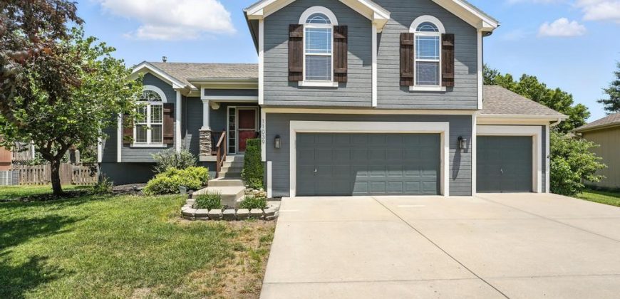Homes for Sale in Kansas City, MO 64157 | 11039 N Skiles Avenue
