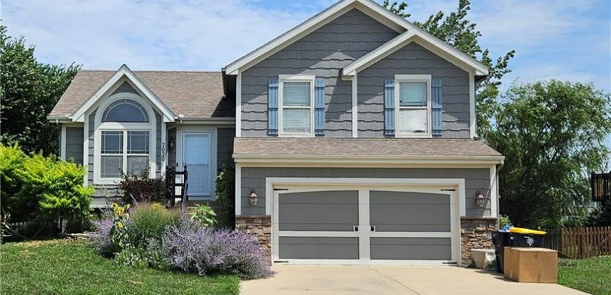 Homes for Sale in Kansas City, MO 64156 | 7020 NE 113th Terrace
