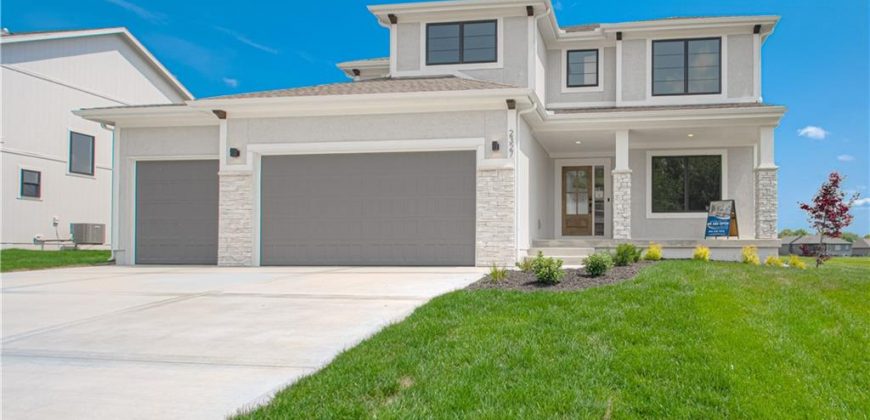 Homes for Sale in Kearney, MO 64060 | 2327  Fishing Lane