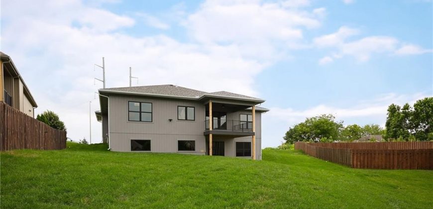 Homes for Sale in Kansas City, MO 64156 | 8810 N Agnes Avenue