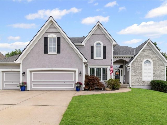 Homes for Sale in Kansas City, MO 64119 | 4701 NE 60th Terrace