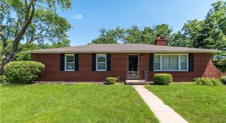 Homes for Sale in Kansas City, MO 64152 | 6511  Valley View Street
