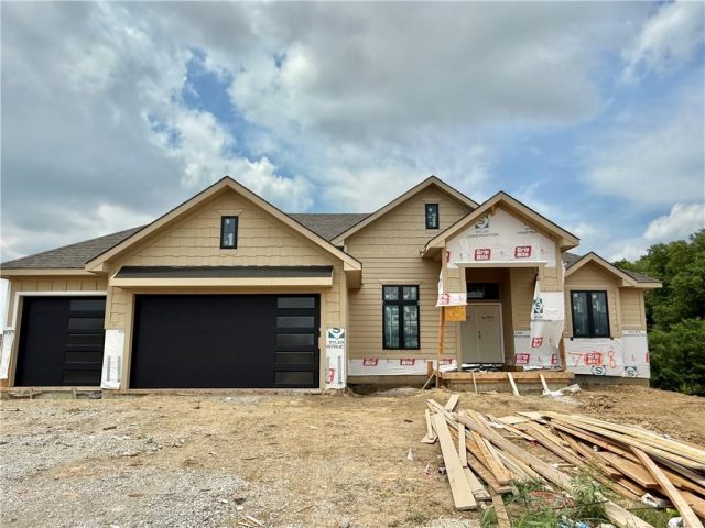 Homes for Sale in Kansas City, MO 64158 | 8352 NE 76th Terrace