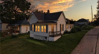 Homes for Sale in Excelsior Springs, MO 64024 | 216  Dunbar Avenue