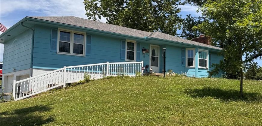 Homes for Sale in Liberty, MO 64068 | 7725  Raines Road