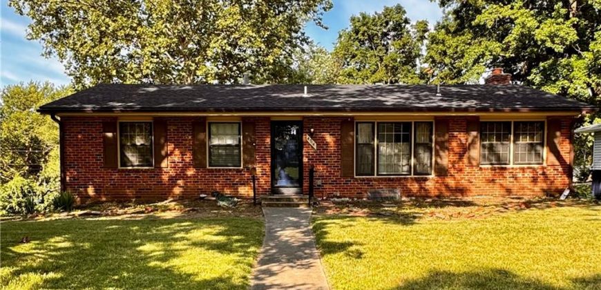 Homes for Sale in Kansas City, MO 64117 | 4714 NE Chouteau Drive