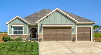Homes for Sale in Platte City, MO 64079 | 12750  Larkspur Lane