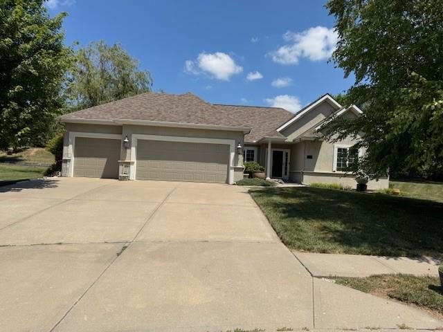 Homes for Sale in Kansas City, MO 64151 | 2004 NW 82nd Court