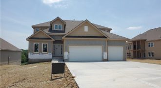 Homes for Sale in Kansas City, MO 64156 | 7005 NE 102nd Court