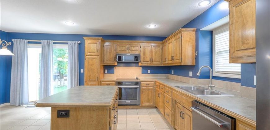Homes for Sale in Kansas City, MO 64118 | 1607 NE 80th Place