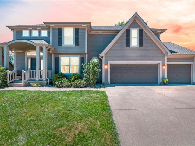 Homes for Sale in Kansas City, MO 64157 | 8129 NE 97th Terrace