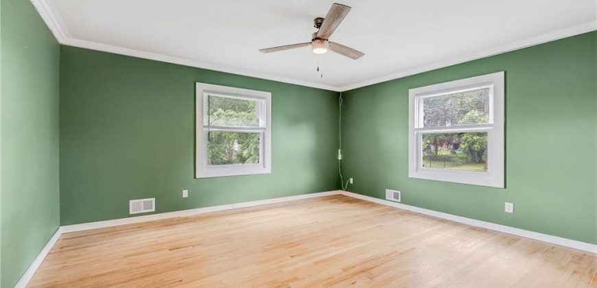 Homes for Sale in Kansas City, MO 64116 | 707 NE Russell Road