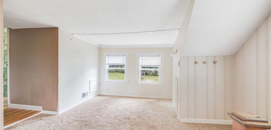 Homes for Sale in Kansas City, MO 64116 | 707 NE Russell Road