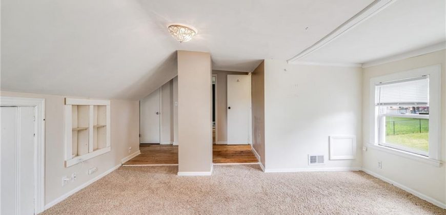 Homes for Sale in Kansas City, MO 64116 | 707 NE Russell Road
