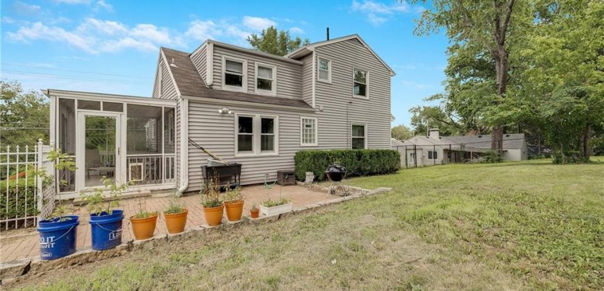 Homes for Sale in Kansas City, MO 64116 | 707 NE Russell Road