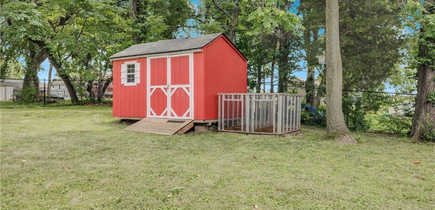 Homes for Sale in Kansas City, MO 64116 | 707 NE Russell Road