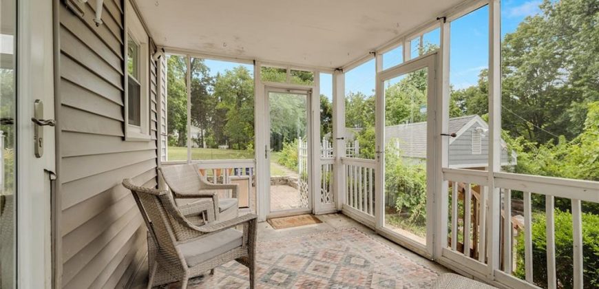 Homes for Sale in Kansas City, MO 64116 | 707 NE Russell Road