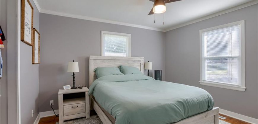 Homes for Sale in Kansas City, MO 64118 | 803  67th Place