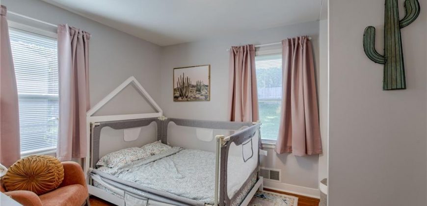 Homes for Sale in Kansas City, MO 64118 | 803  67th Place