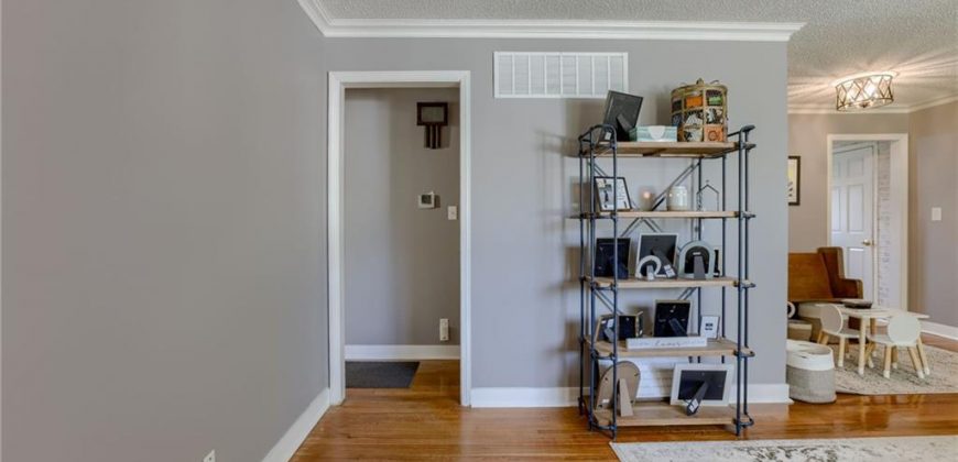 Homes for Sale in Kansas City, MO 64118 | 803  67th Place