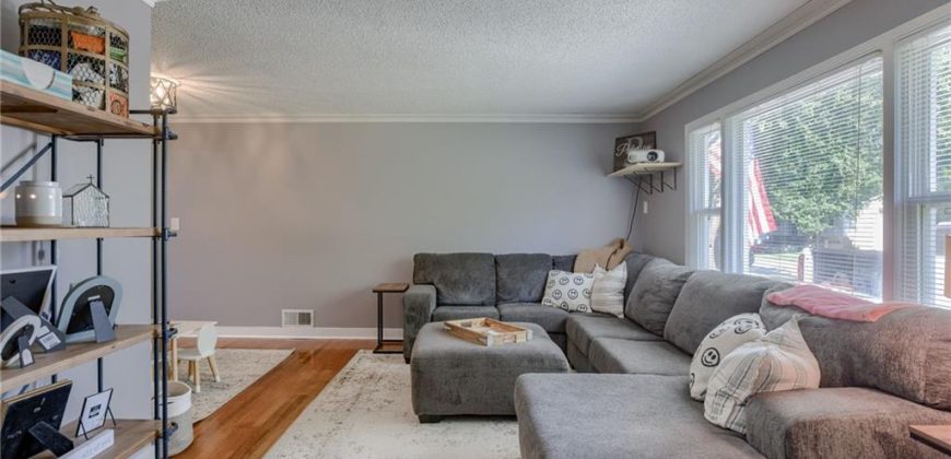Homes for Sale in Kansas City, MO 64118 | 803  67th Place