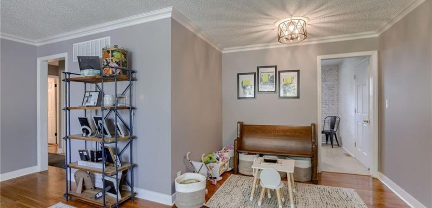 Homes for Sale in Kansas City, MO 64118 | 803  67th Place