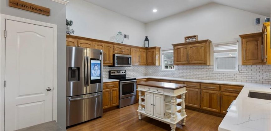 Homes for Sale in Kansas City, MO 64157 | 10744 N Laurel Avenue