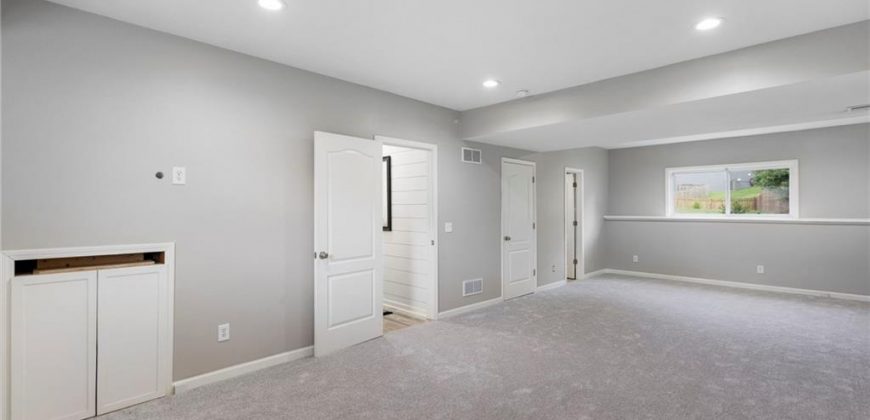 Homes for Sale in Kansas City, MO 64157 | 10744 N Laurel Avenue