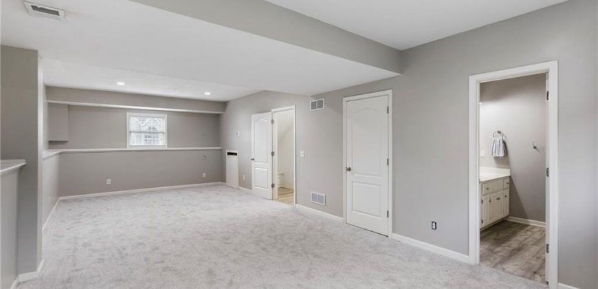 Homes for Sale in Kansas City, MO 64157 | 10744 N Laurel Avenue