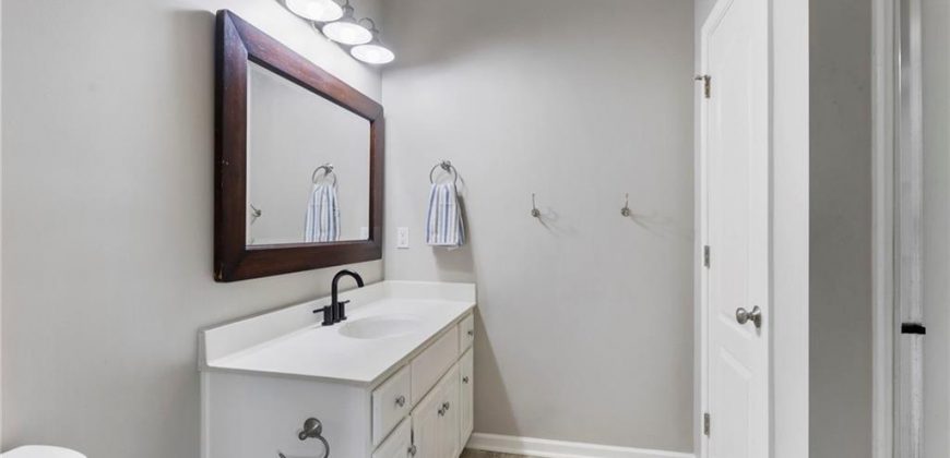 Homes for Sale in Kansas City, MO 64157 | 10744 N Laurel Avenue