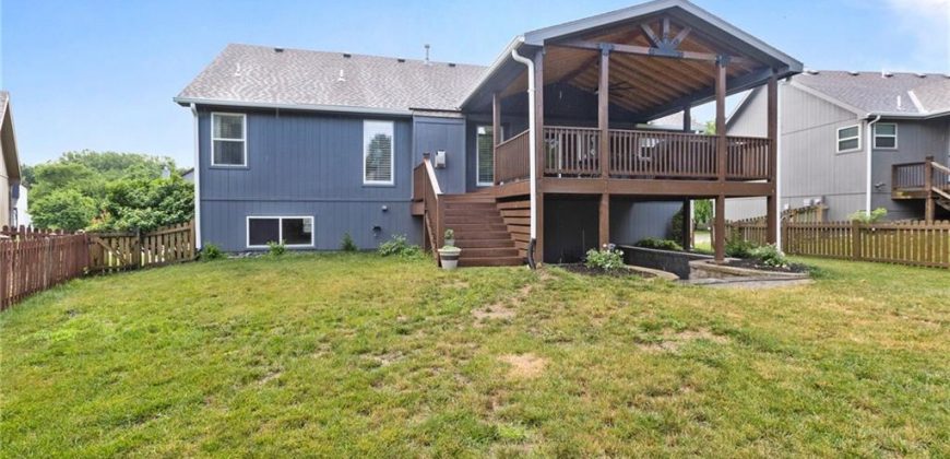 Homes for Sale in Kansas City, MO 64157 | 10744 N Laurel Avenue