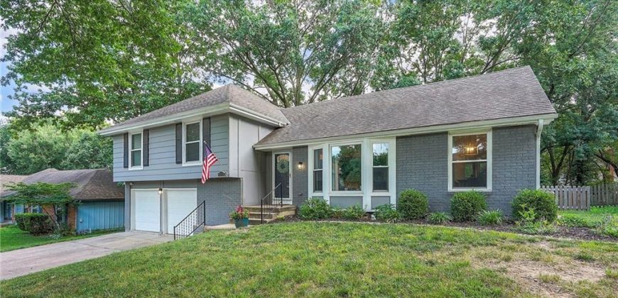 Homes for Sale in Kansas City, MO 64151 | 8113 NW Beaman Drive