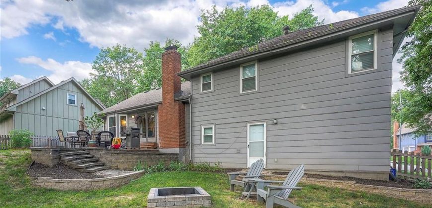 Homes for Sale in Kansas City, MO 64151 | 8113 NW Beaman Drive