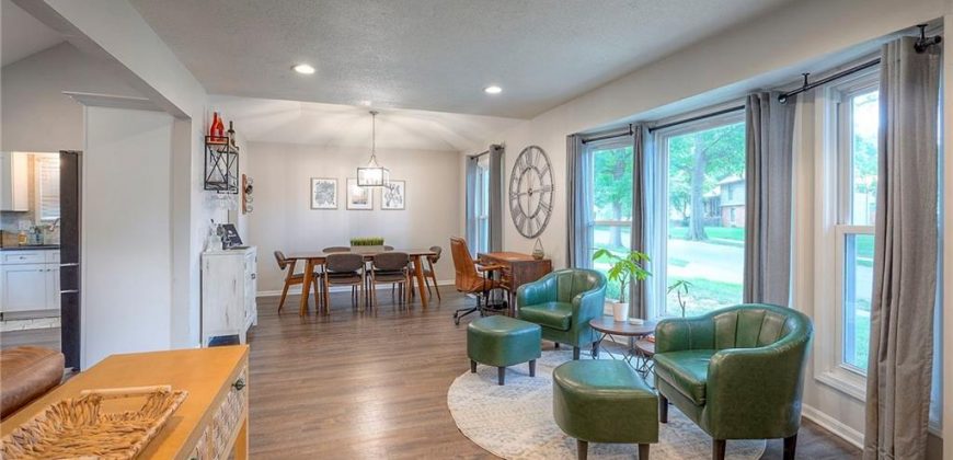 Homes for Sale in Kansas City, MO 64151 | 8113 NW Beaman Drive