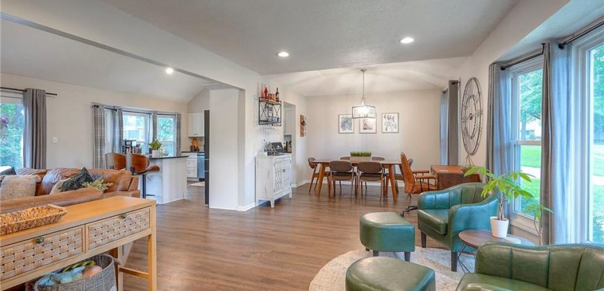 Homes for Sale in Kansas City, MO 64151 | 8113 NW Beaman Drive