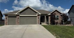 Homes for Sale in Smithville, MO 64089 | 18406  Rock Ridge North