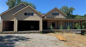 Homes for Sale in Parkville, MO 64152 | 6130 S National Drive