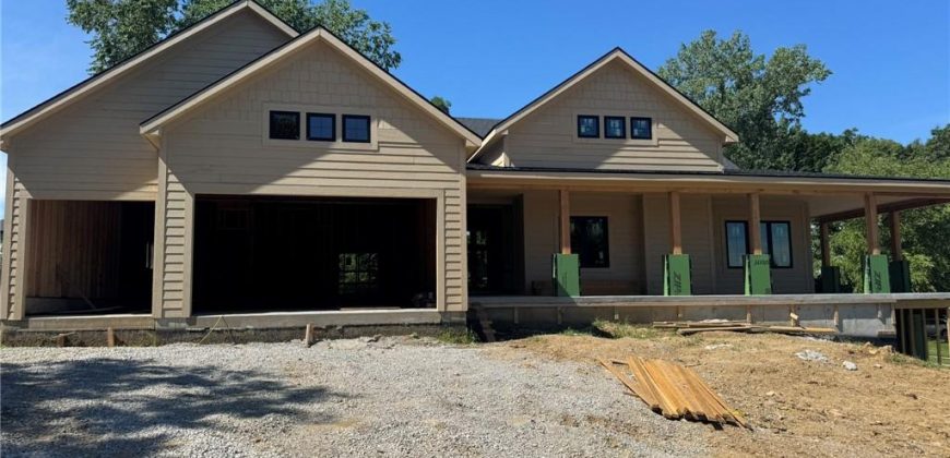 Homes for Sale in Parkville, MO 64152 | 6130 S National Drive